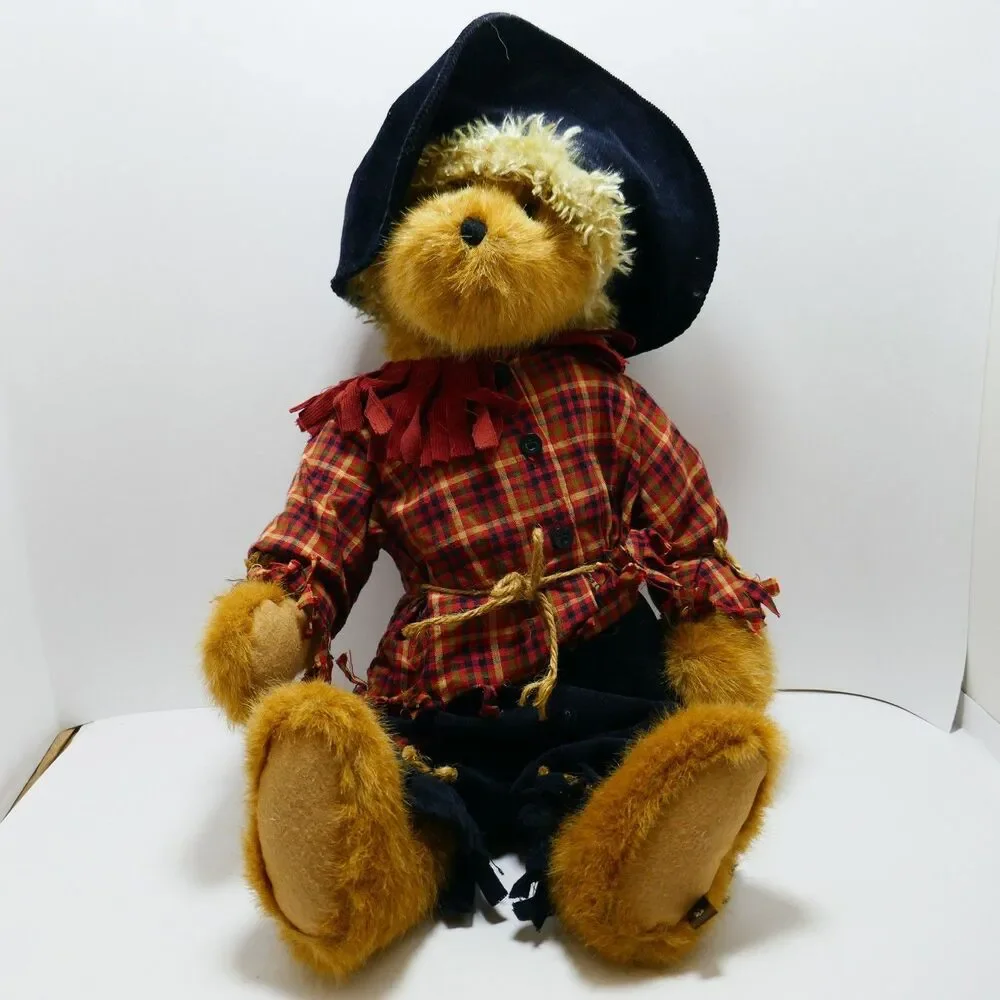 Boyds Bears Roscoe Strawbottom Plush Bear Scarecrow Best Dressed Series 21